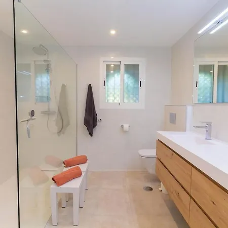 Hp122 - 2 Bed Ground Floor Apartment